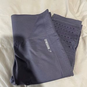 Gym shark leggings